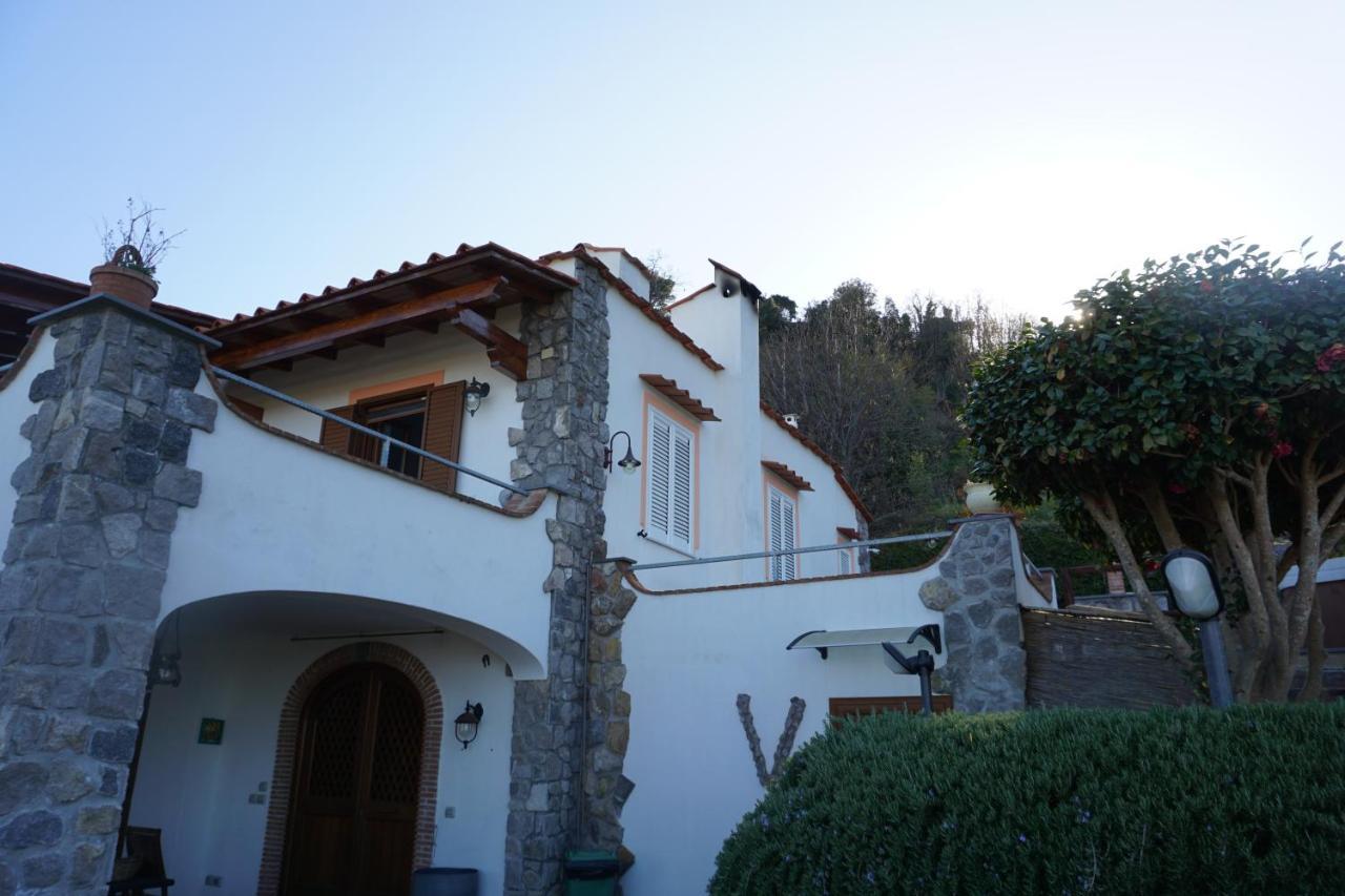 Relais Maison De Charles Ischia Buitenkant foto