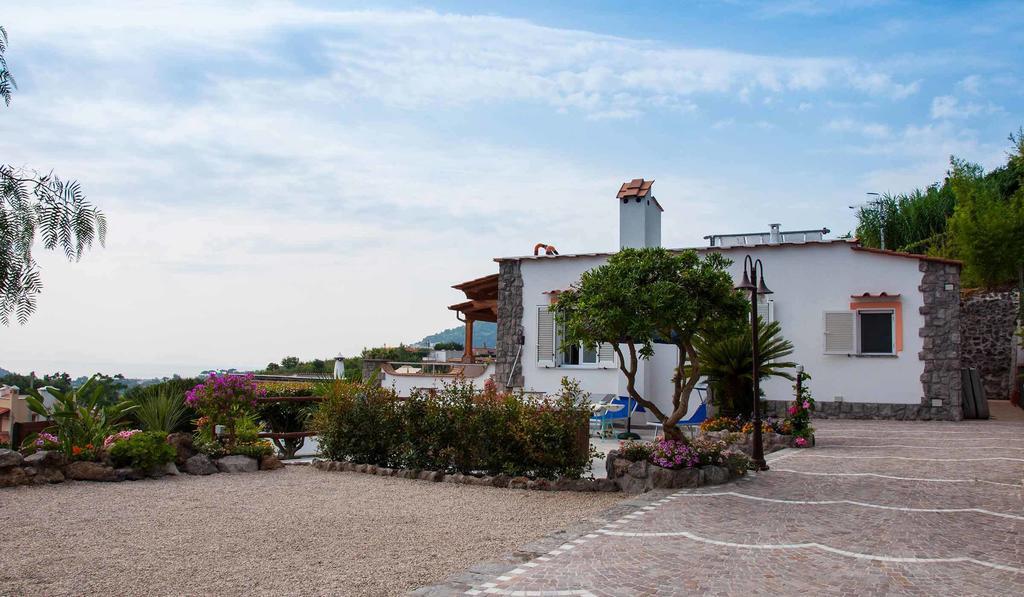 Relais Maison De Charles Ischia Buitenkant foto